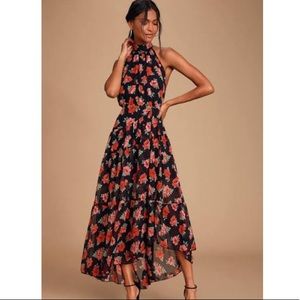 NWT Lulu’s Black Floral Print Halter Maxi Dress